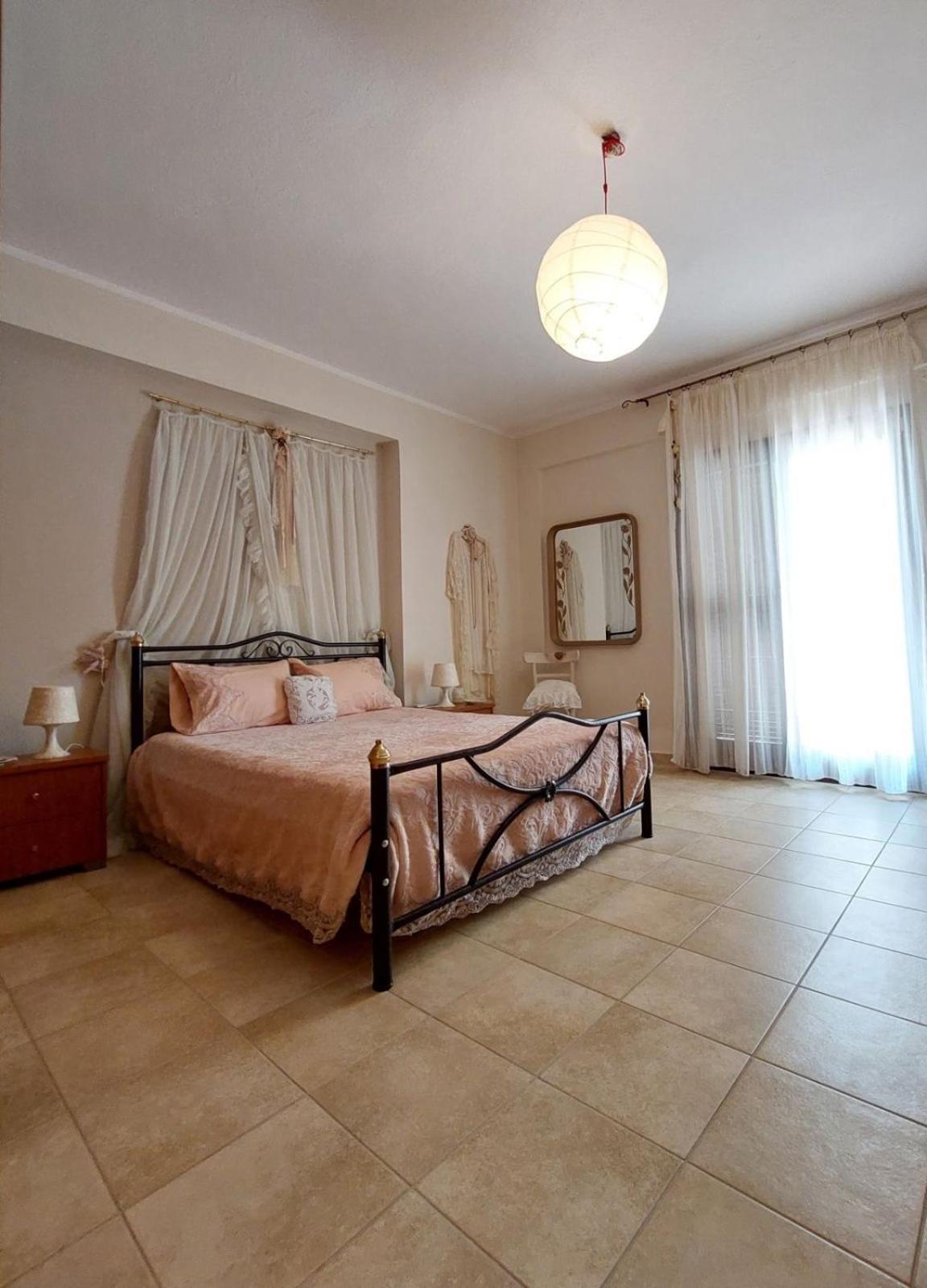 Antique Apartment Afytos Luaran gambar